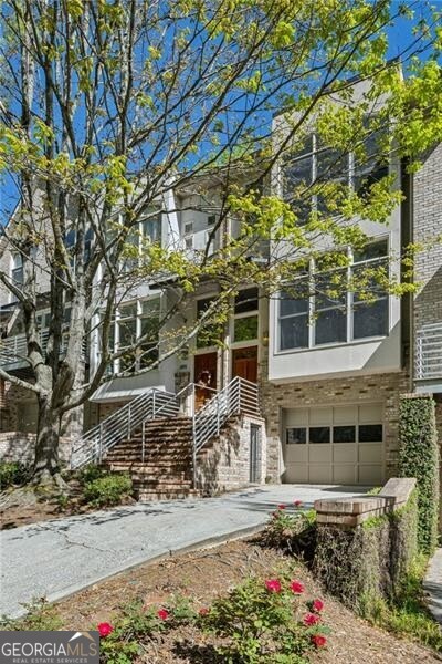 1294 Fernwood Circle Ne Property Photo 1