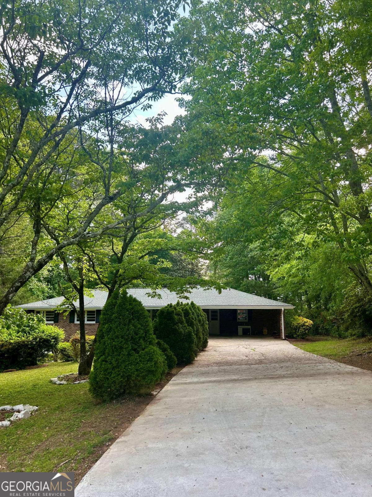 87 Valley Road Property Photo 1
