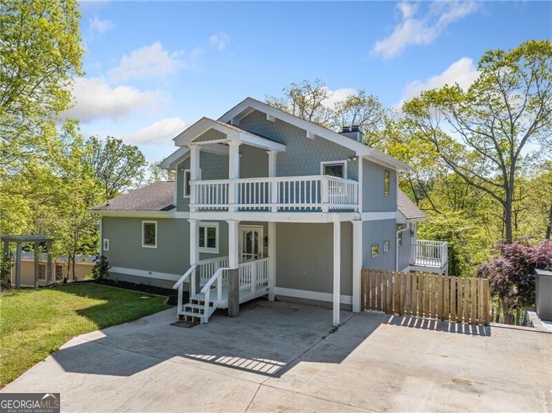 6109 White Oak Drive Property Photo 1