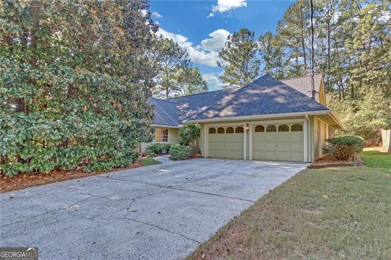 1559 Norwood Drive Property Photo 1
