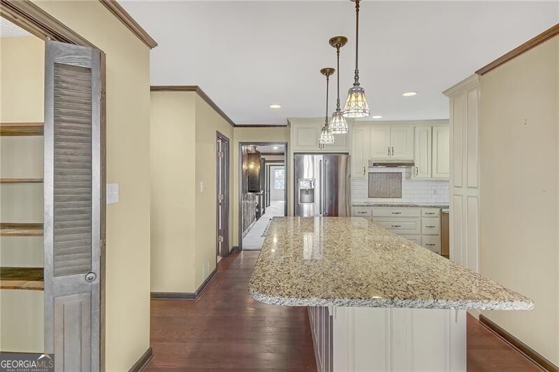 1559 Norwood Drive Property Photo 3