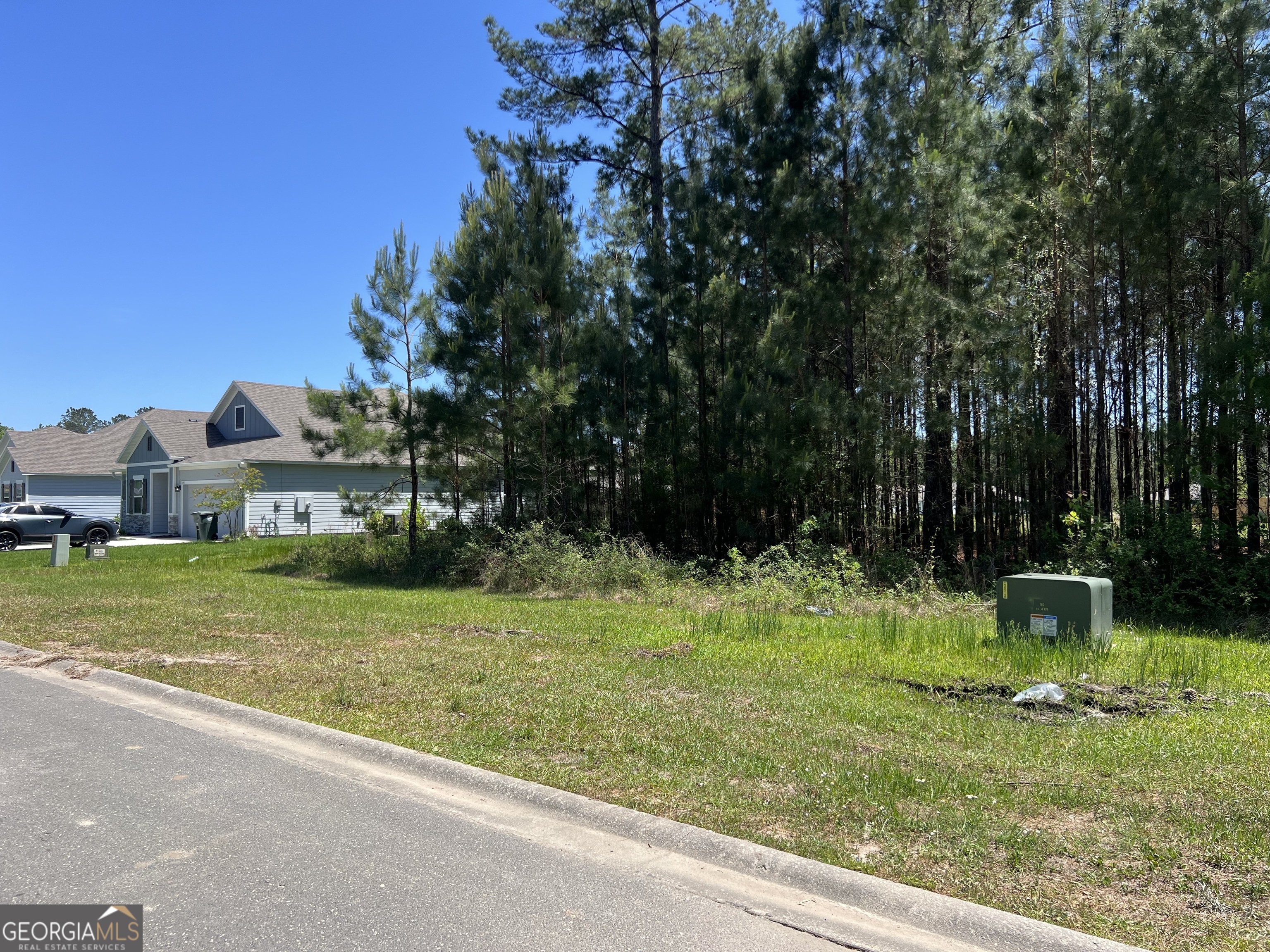 143 Breakwater Loop Property Photo 3