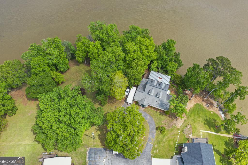 296 Reeves Road Property Photo 5