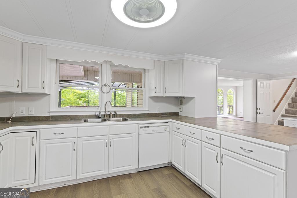296 Reeves Road Property Photo 11