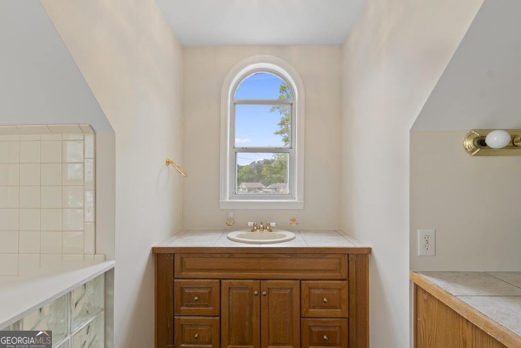 296 Reeves Road Property Photo 25