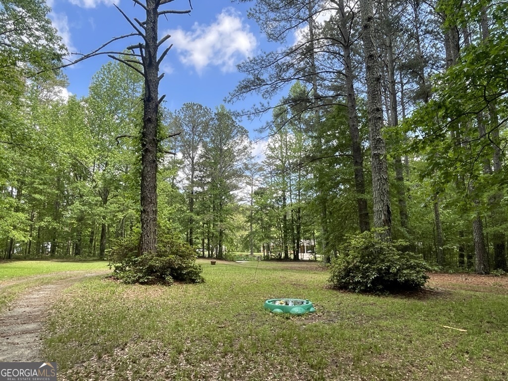 1851 McNutt Creek Road Property Photo 1