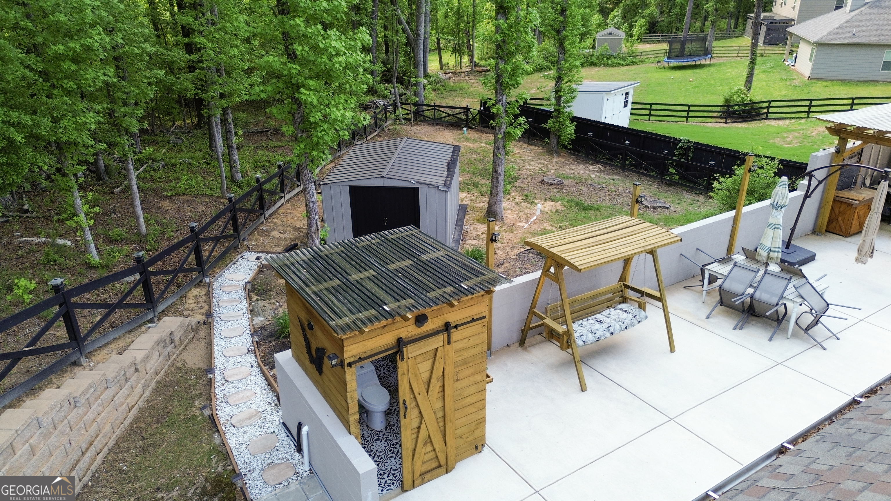 27 Creekside Drive Property Photo 4