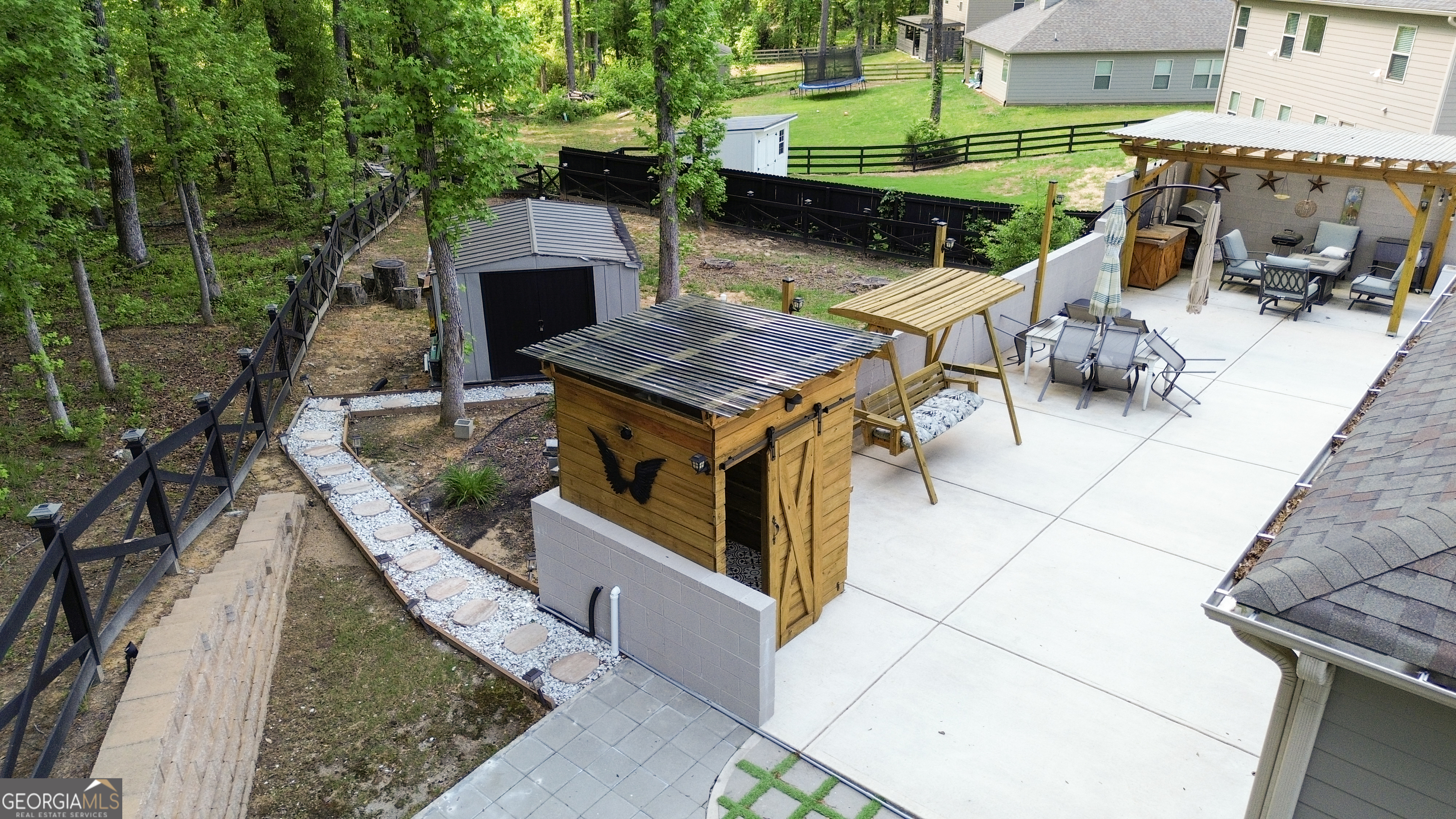 27 Creekside Drive Property Photo 5