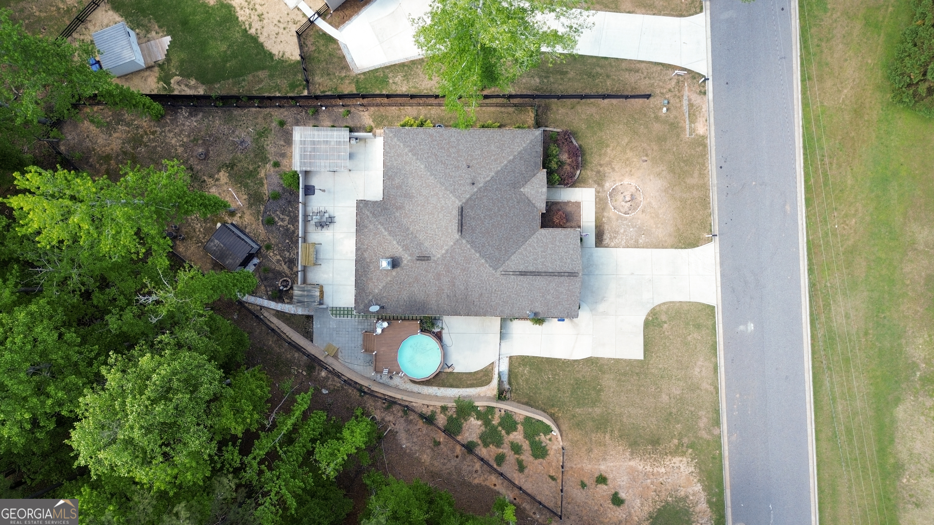 27 Creekside Drive Property Photo 6