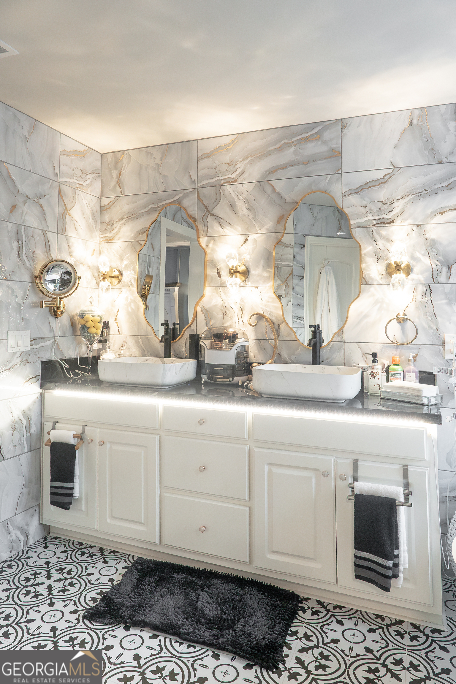 27 Creekside Drive Property Photo 12