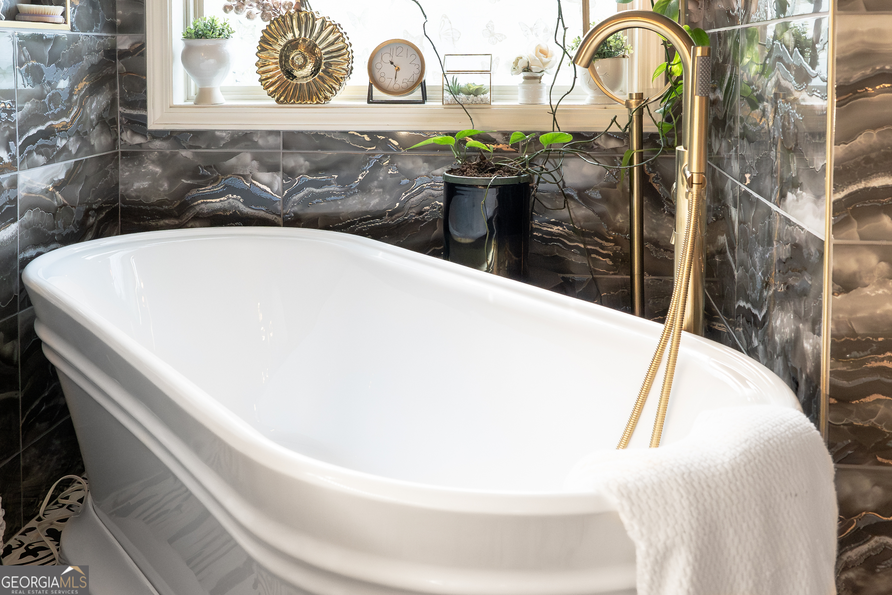 27 Creekside Drive Property Photo 14