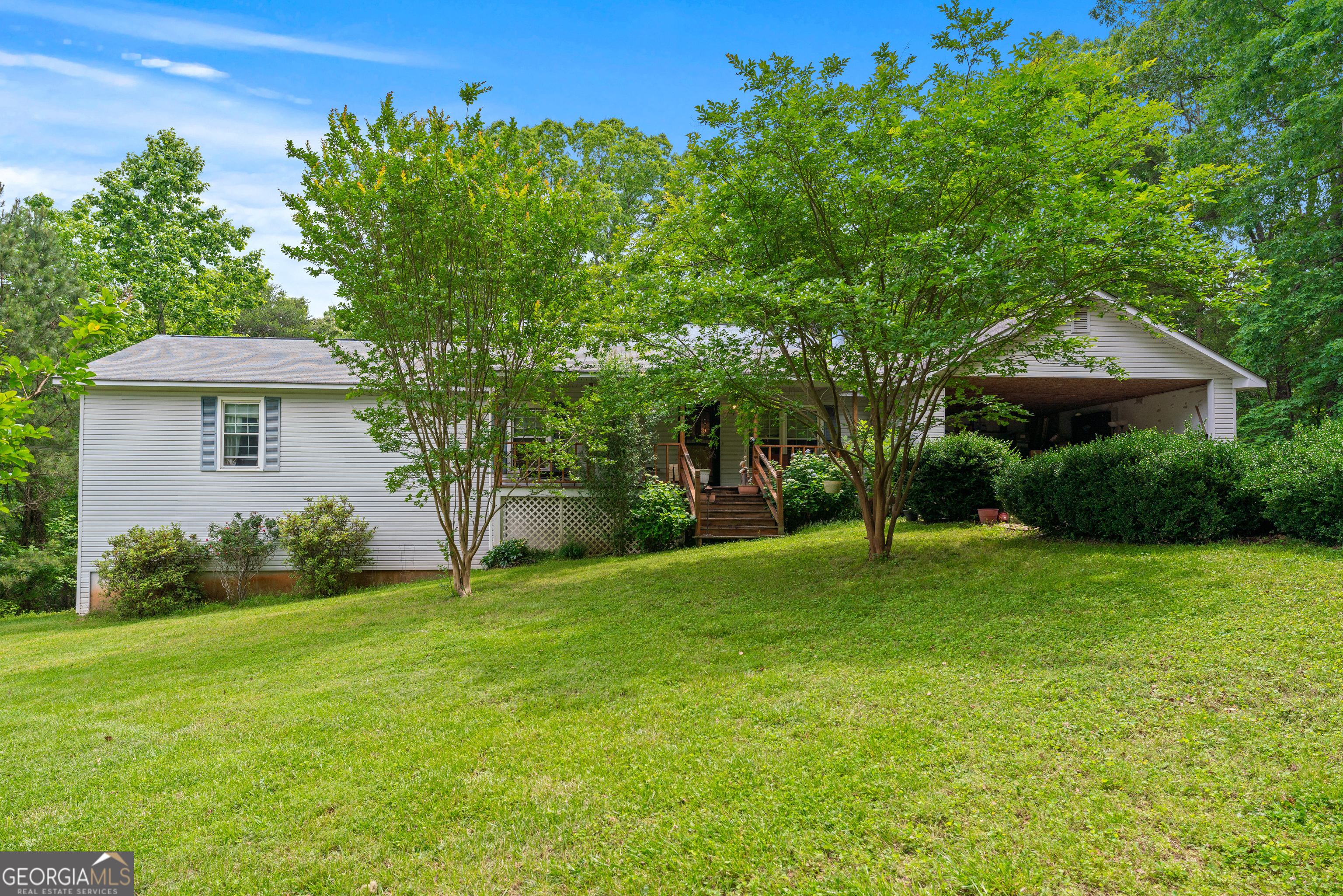 1546 Walter Stover Road Property Photo 1
