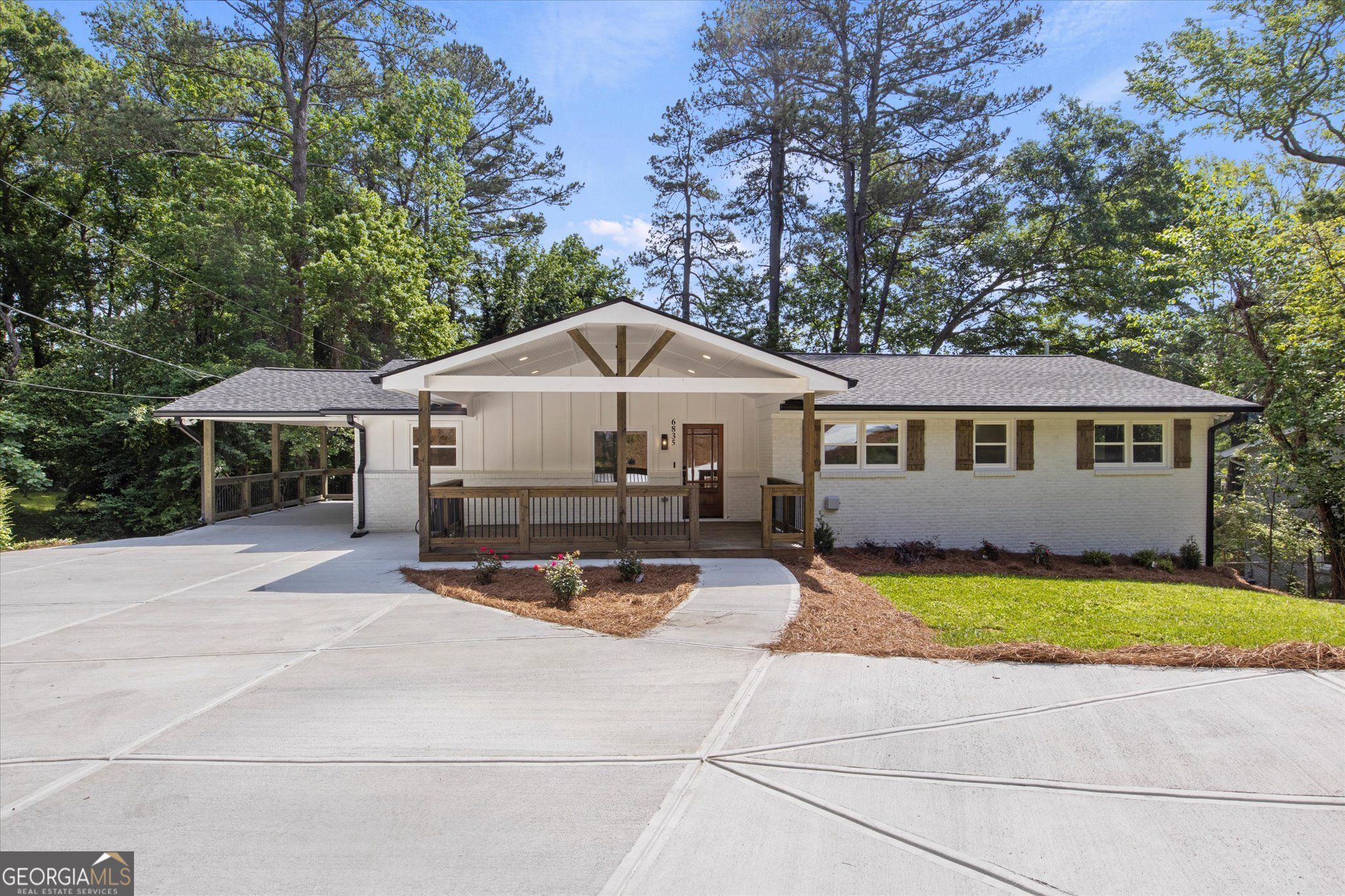 6835 Sunny Brook Lane Property Photo 1