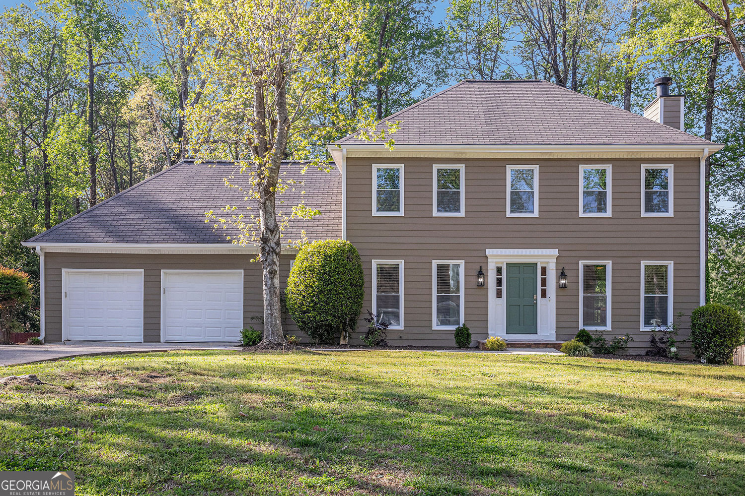 1627 Isham Drive Property Photo 1