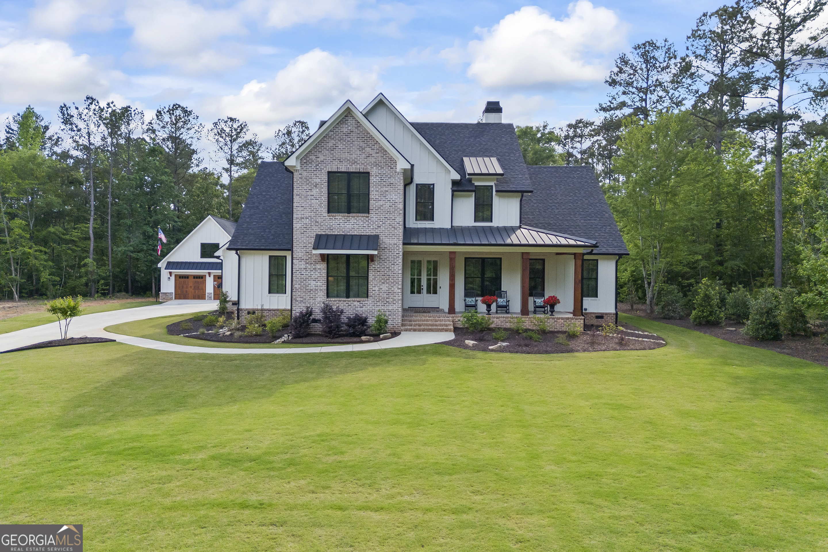 1070 Spratlin Mill Road Property Photo 1