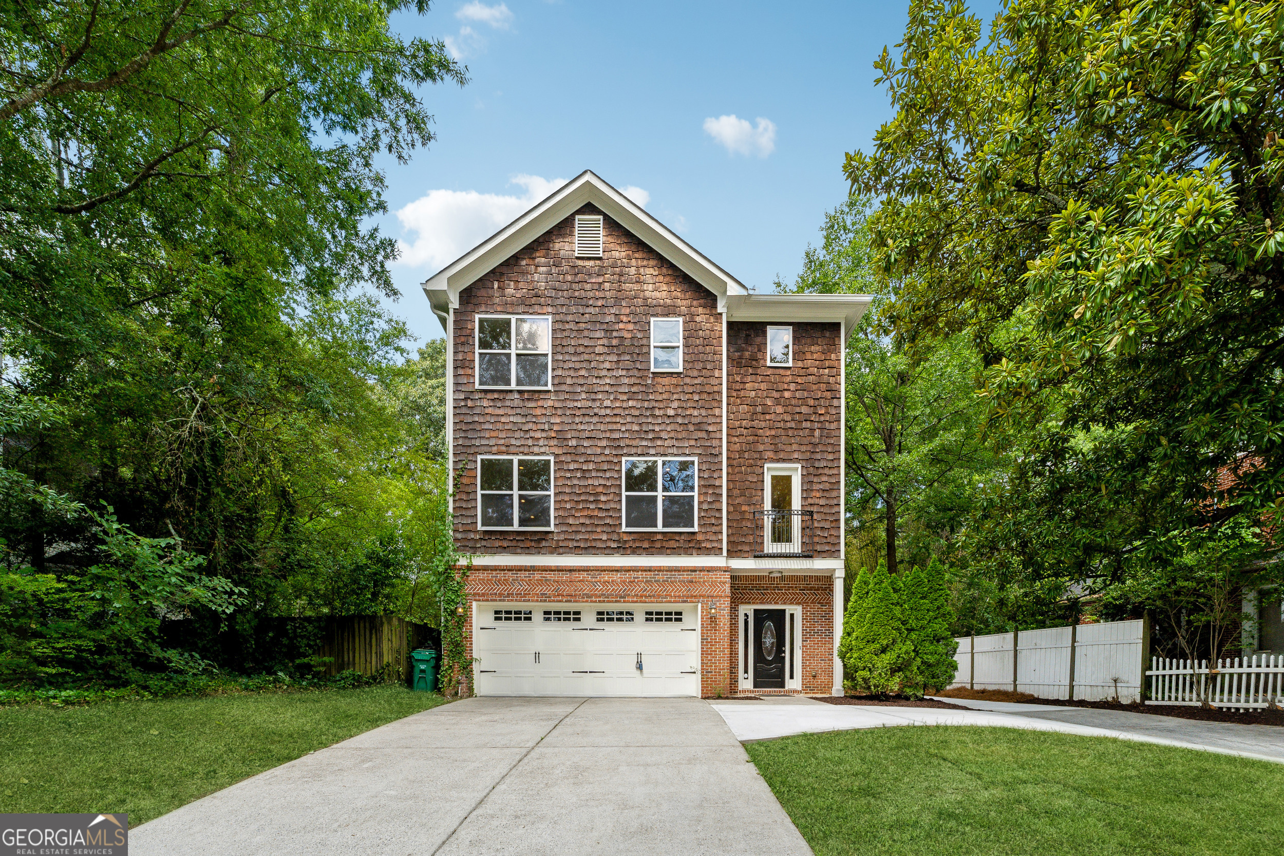 1303 N Druid Hills Road Property Photo 1