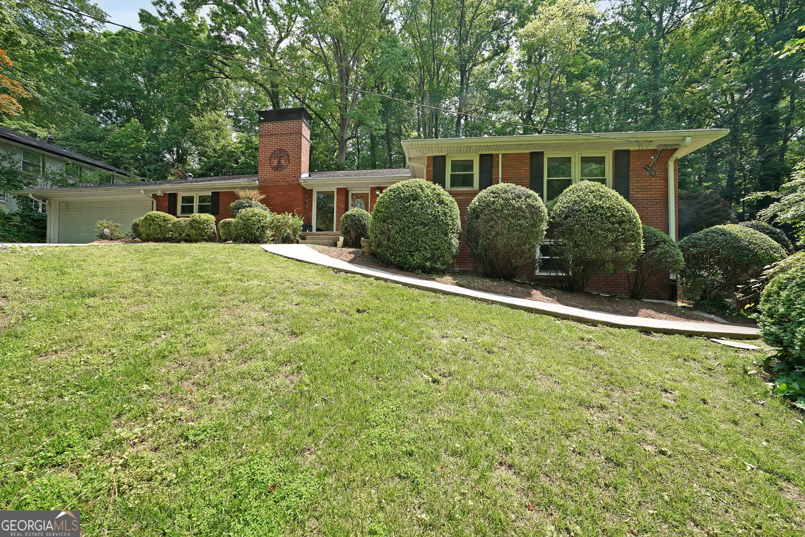 6835 Castleton Drive Property Photo 1