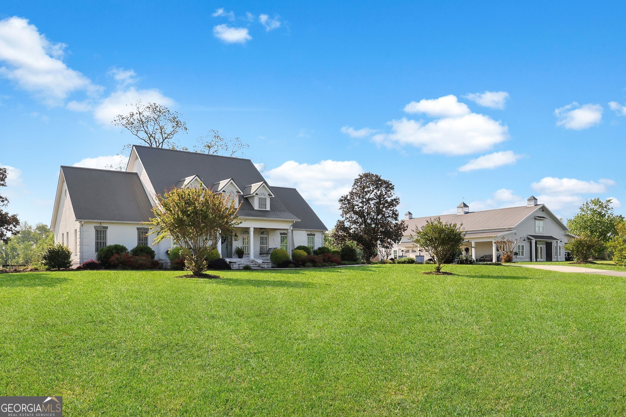 10250 Burkhalter Road Property Photo 1