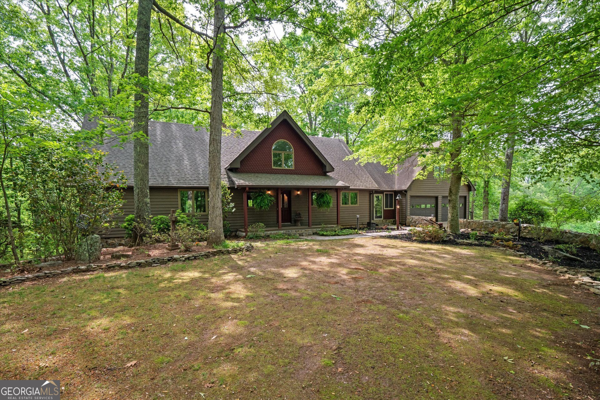 9511 Highpoint Road Property Photo 5