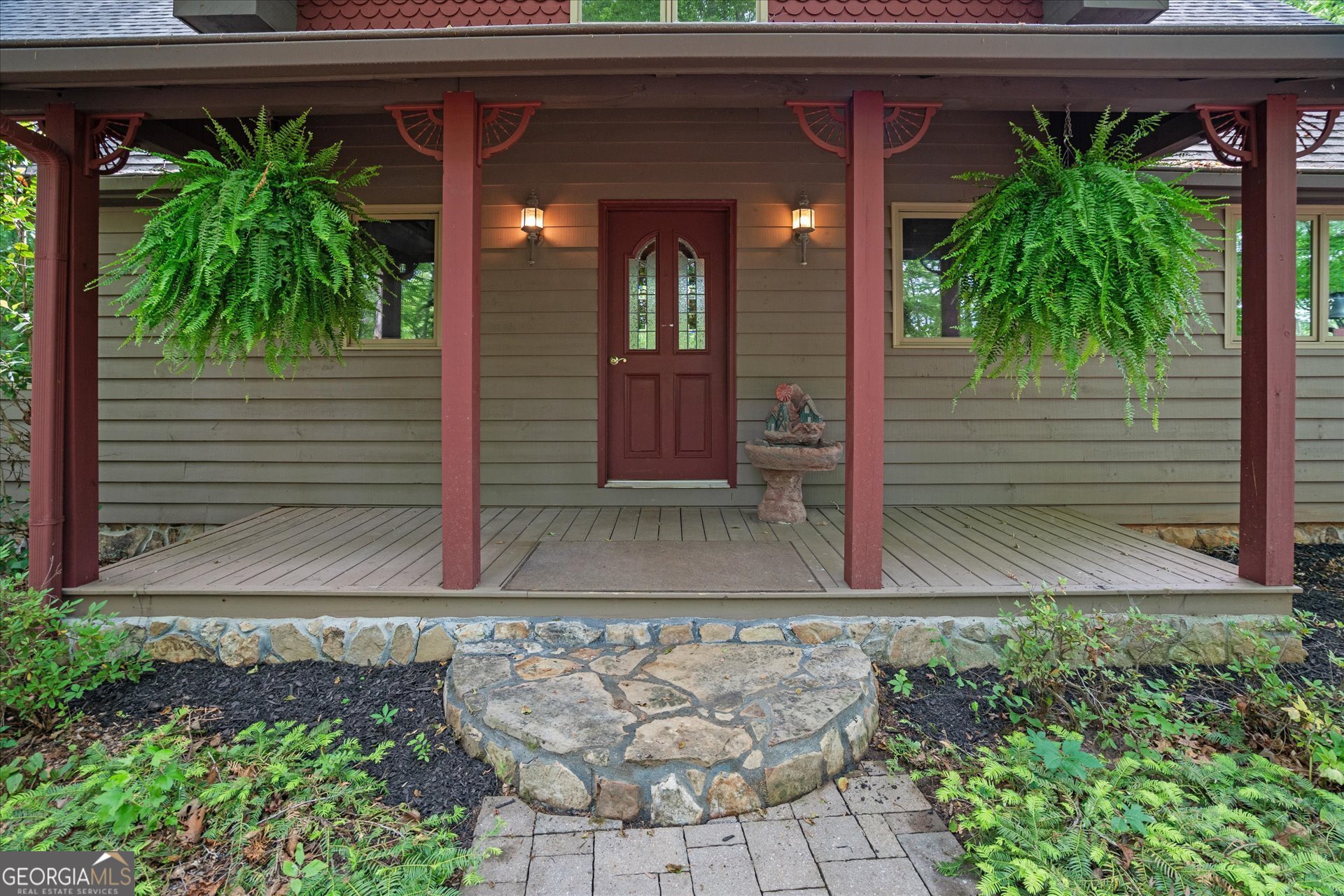 9511 Highpoint Road Property Photo 7