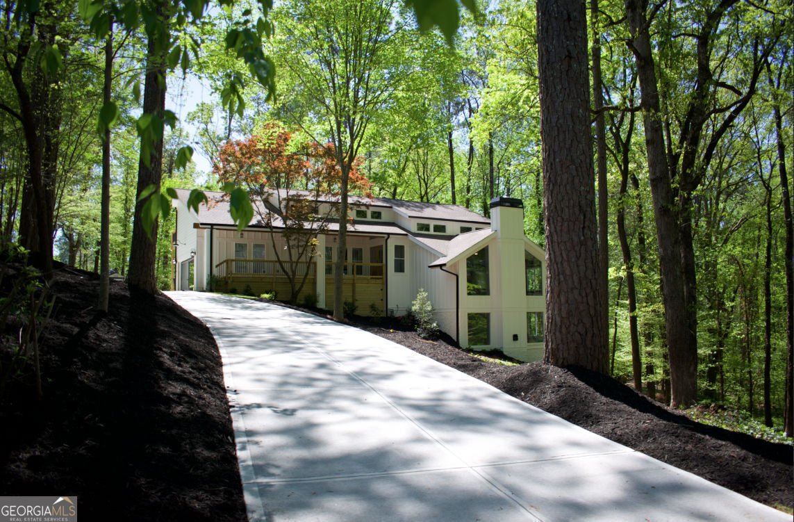 3820 Fox Creek Court Property Photo 1