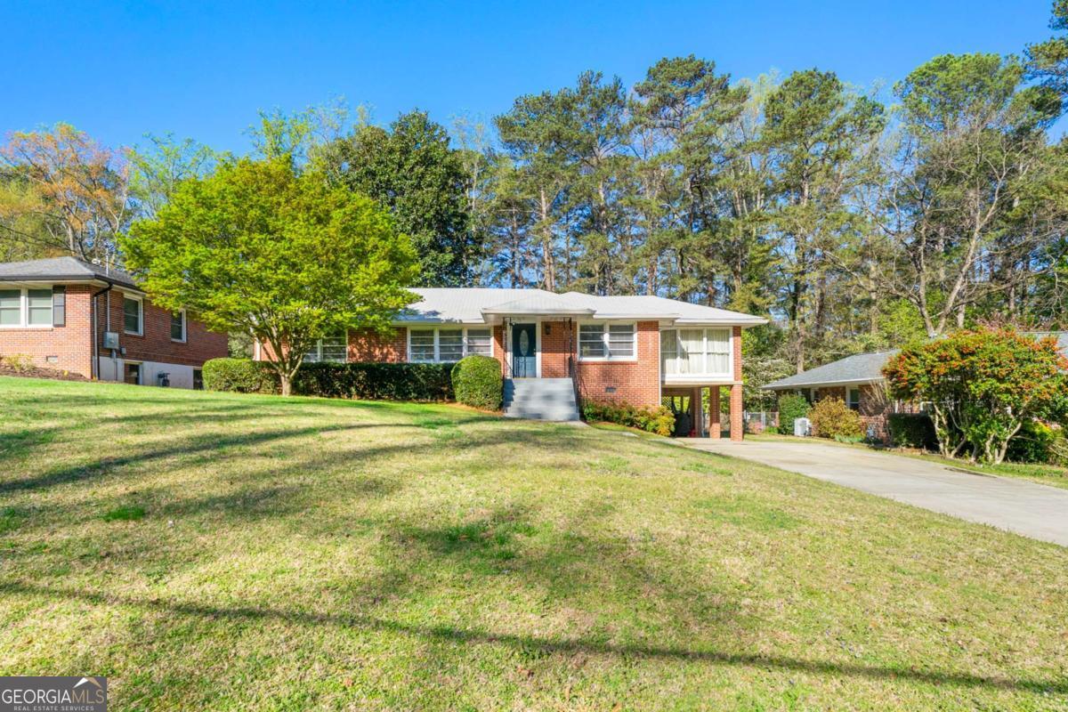 1468 N Amanda Circle Property Photo 1
