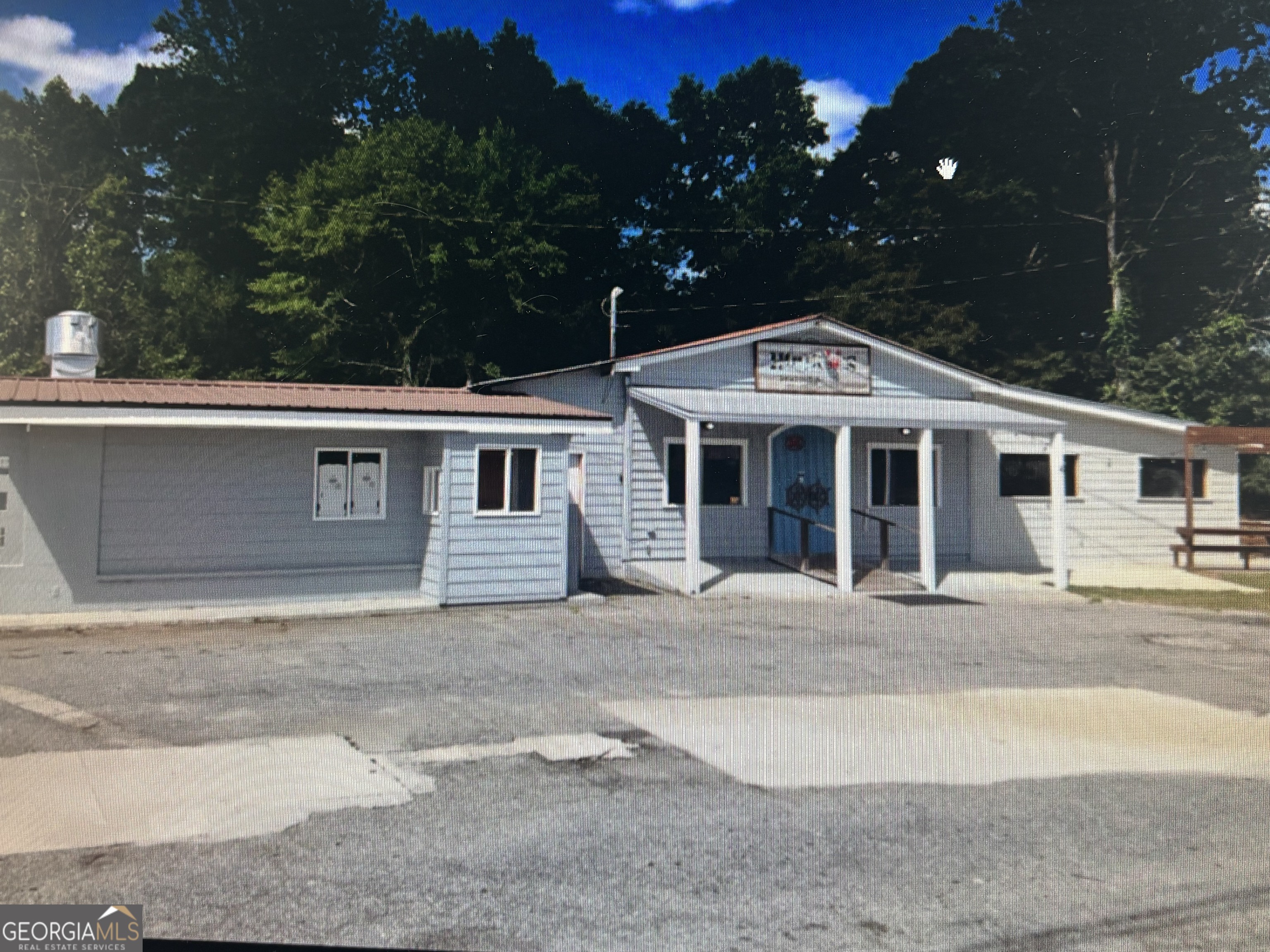 78 E Oak Street Property Photo 1