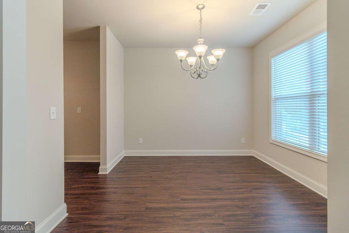 406 Dublin Way Property Photo 5