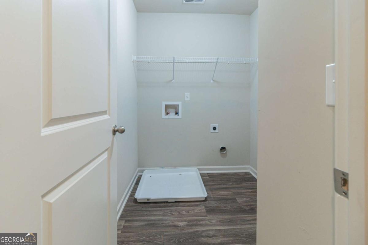 406 Dublin Way Property Photo 25