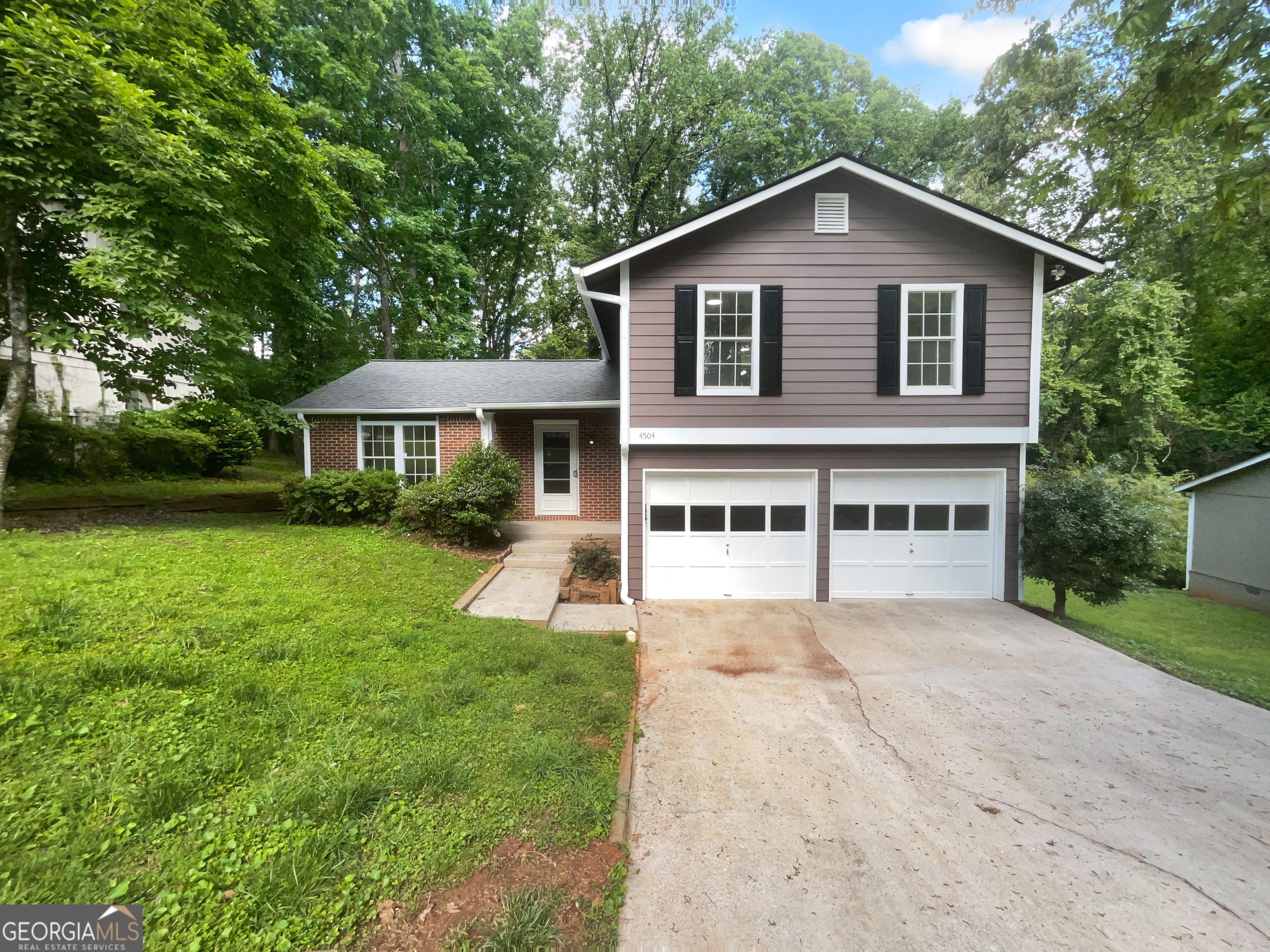 4504 Cedar Ridge Trail Property Photo 1