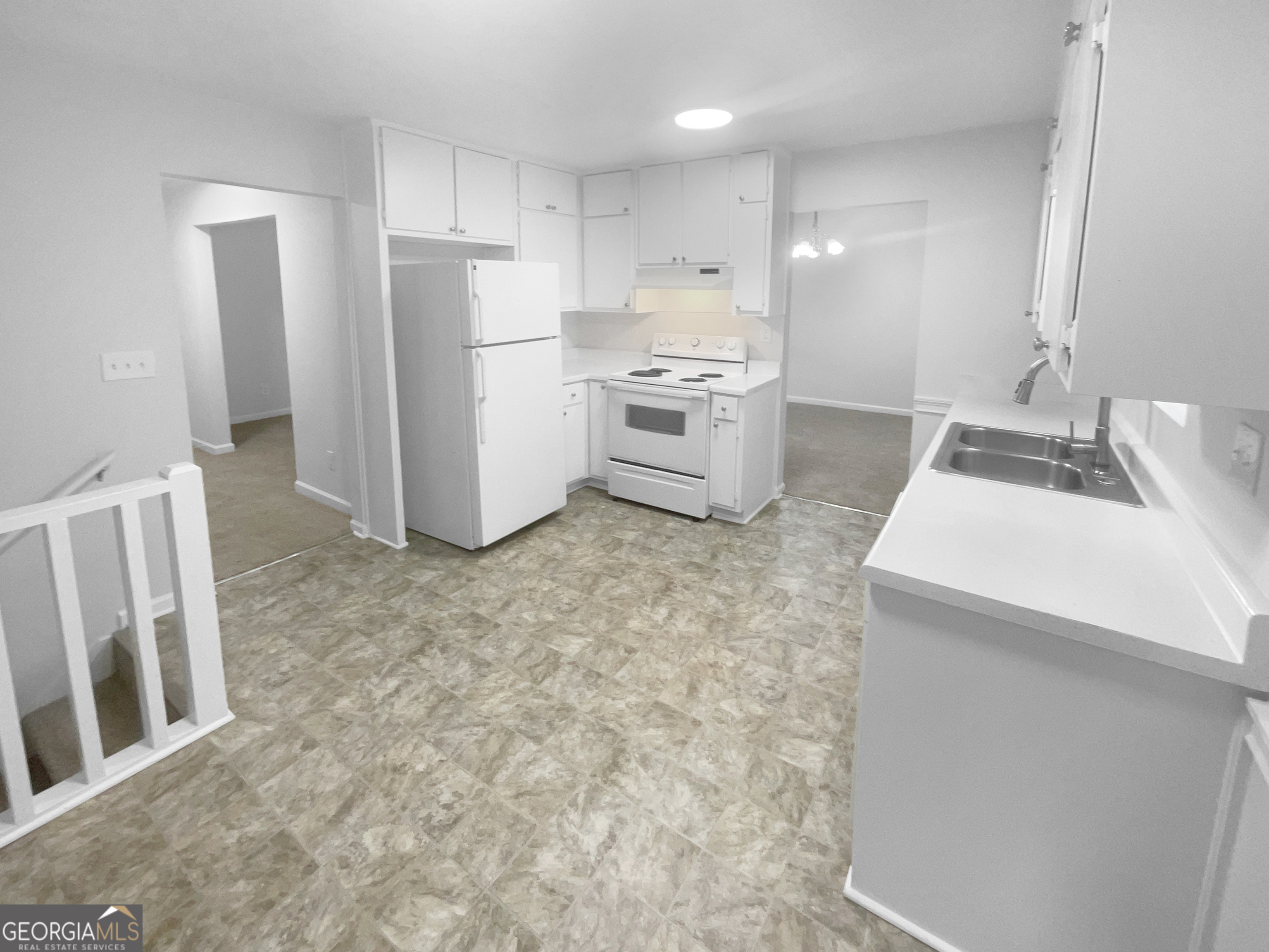 4504 Cedar Ridge Trail Property Photo 6