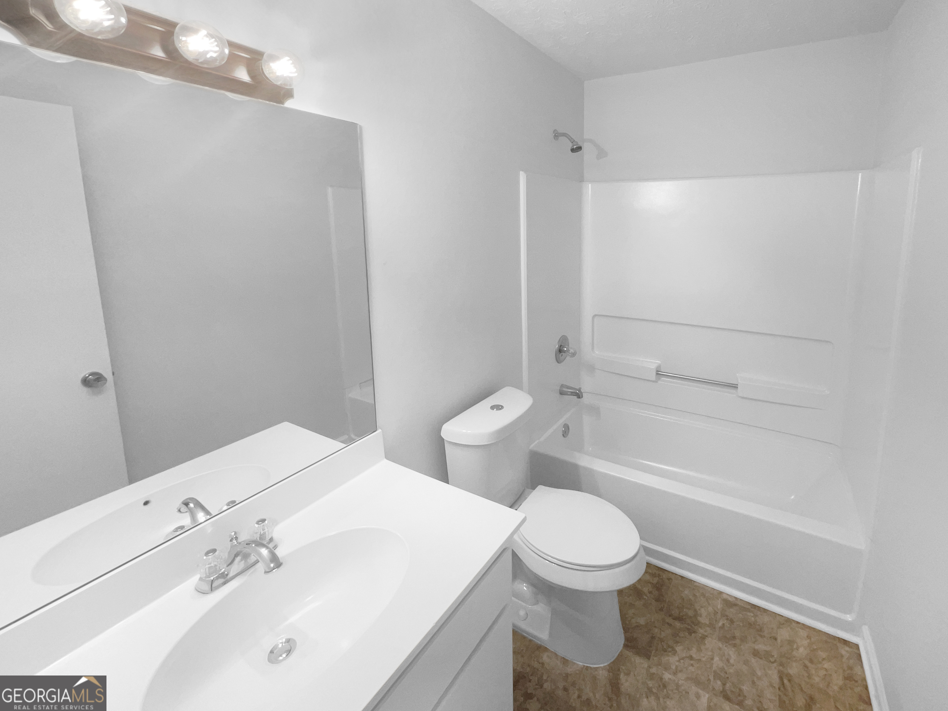 4504 Cedar Ridge Trail Property Photo 7