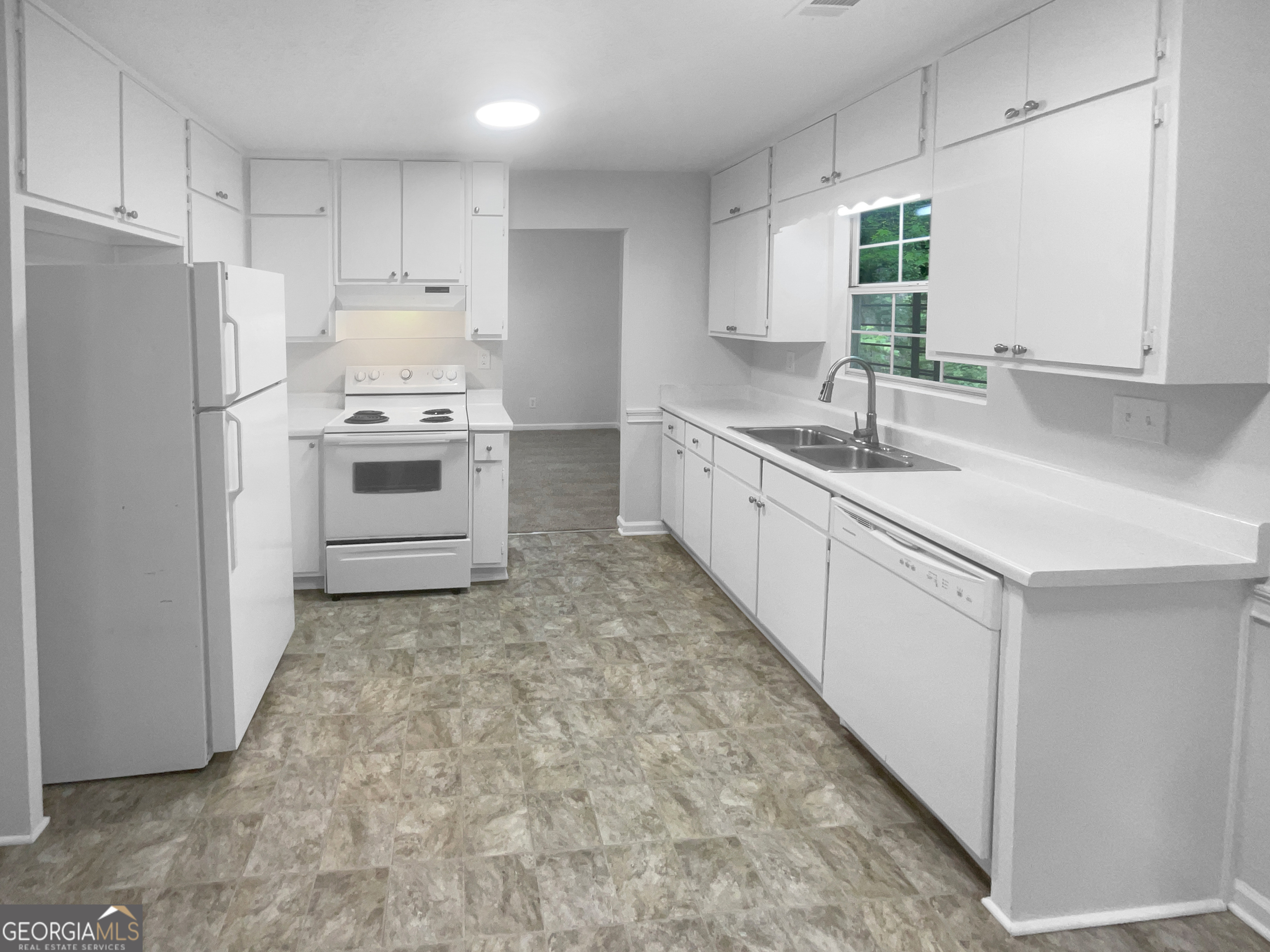 4504 Cedar Ridge Trail Property Photo 17