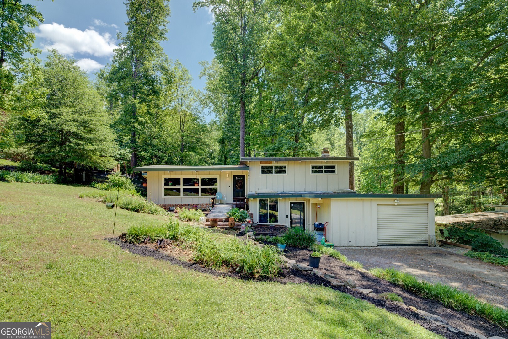 3449 Archwood Drive Property Photo 1