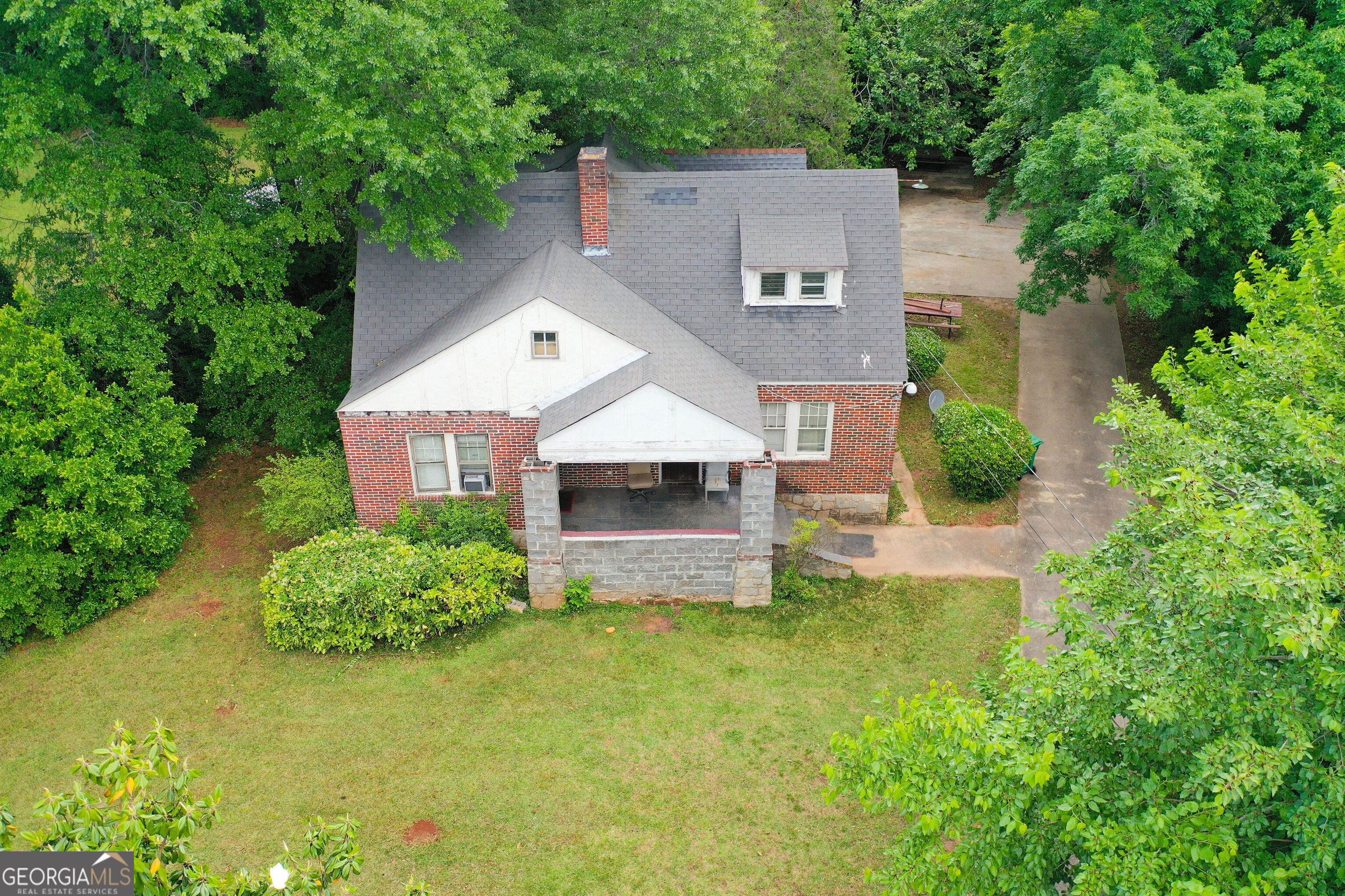 338 Candler Road Se Property Photo 1