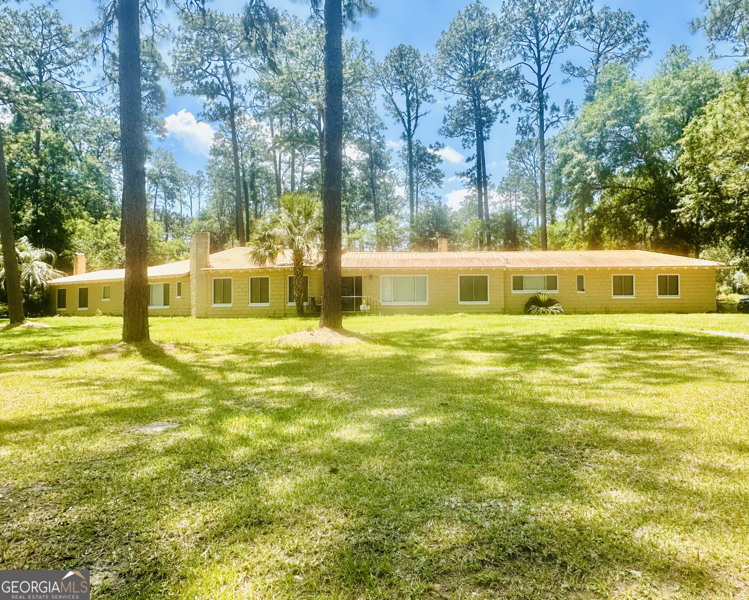 1002 Cherokee Circle Property Photo 1