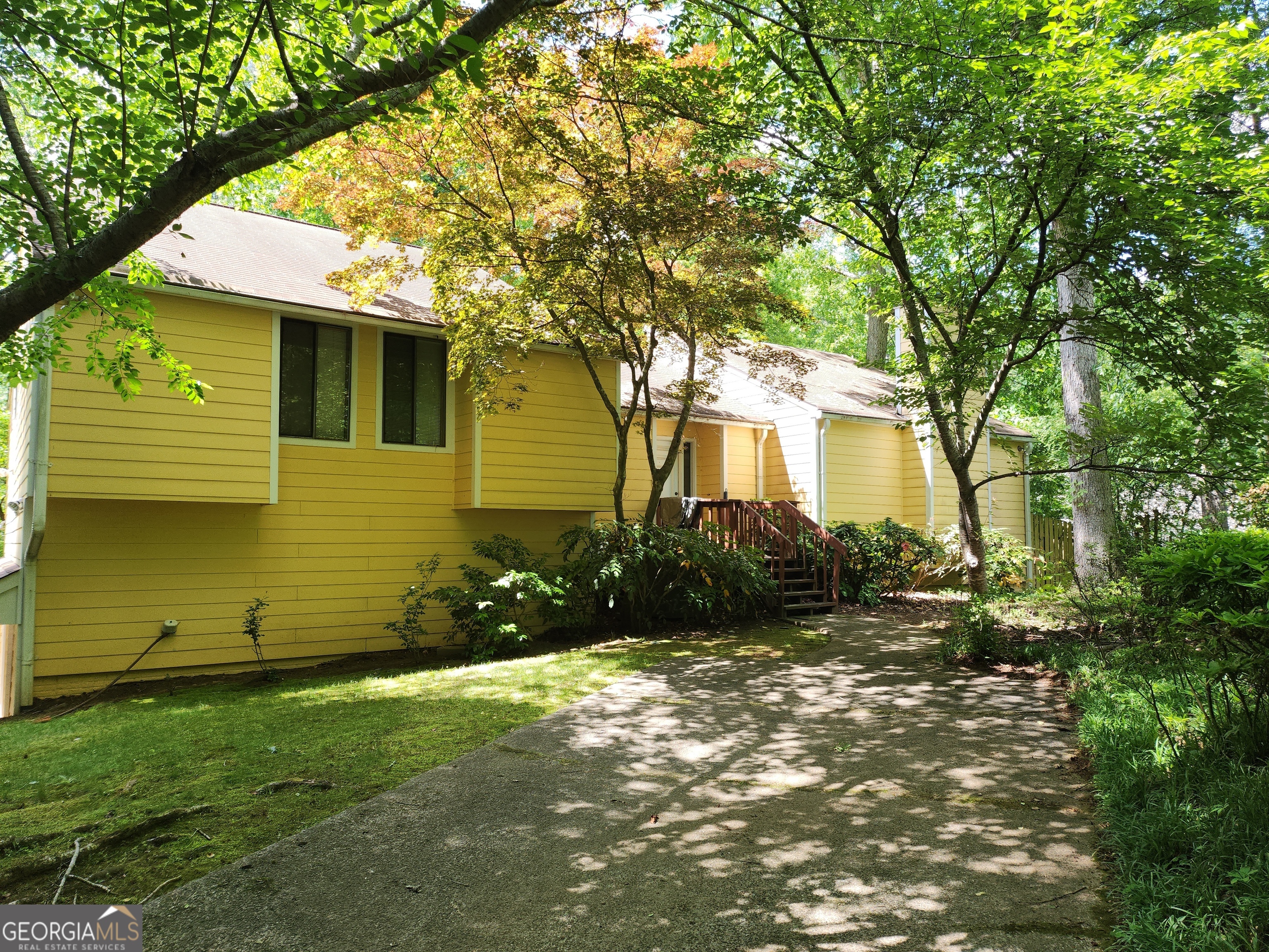 363 Weatherstone Lane Property Photo 1