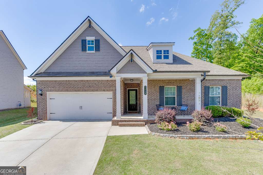 7016 Lancaster Crossing Property Photo 1