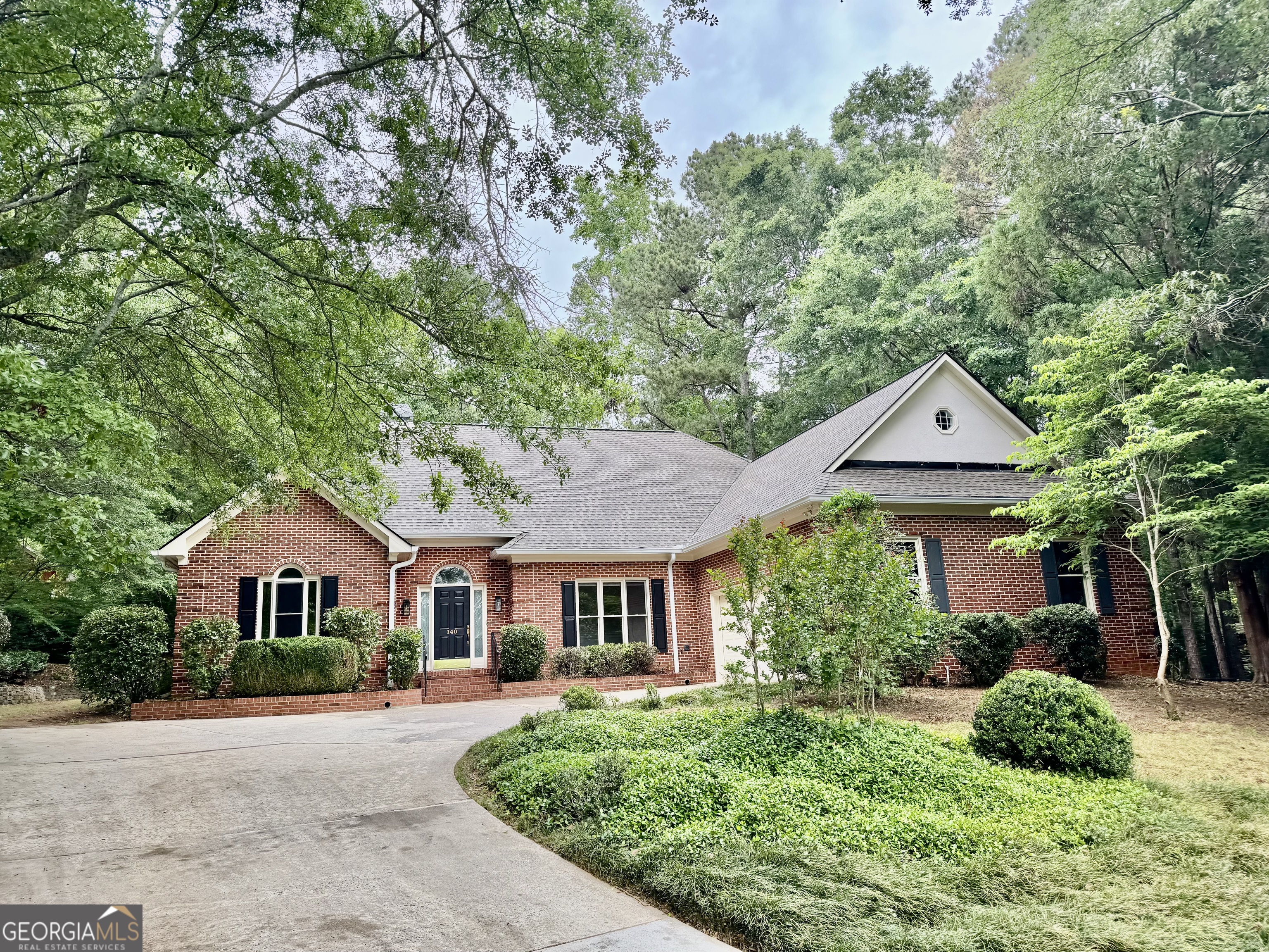 140 Telfair Court Property Photo 1