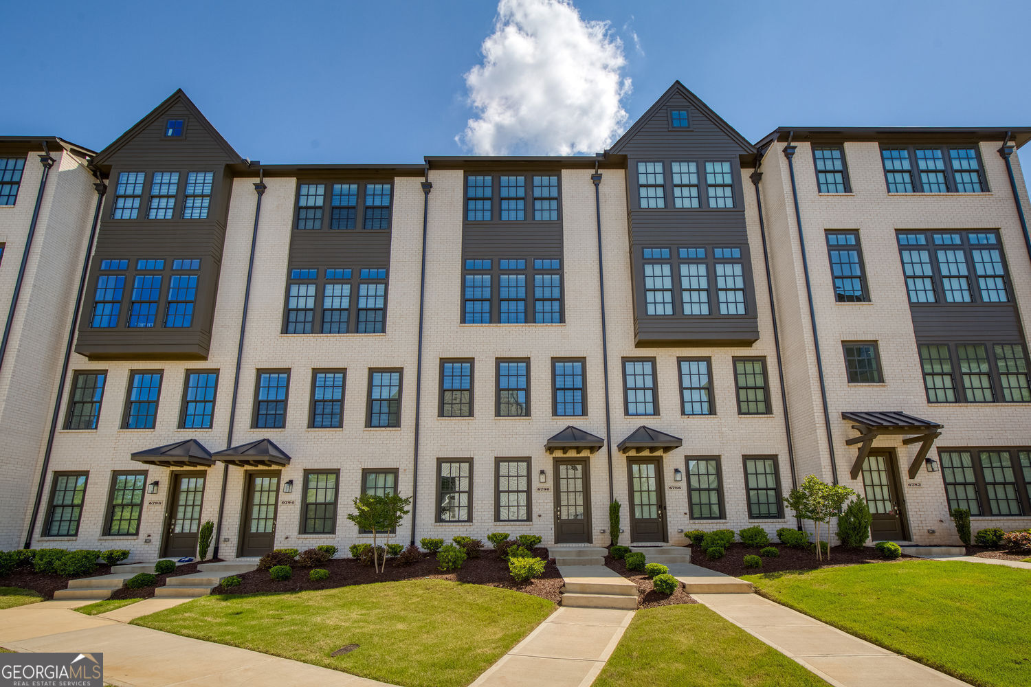6790 Encore Boulevard Property Photo 1