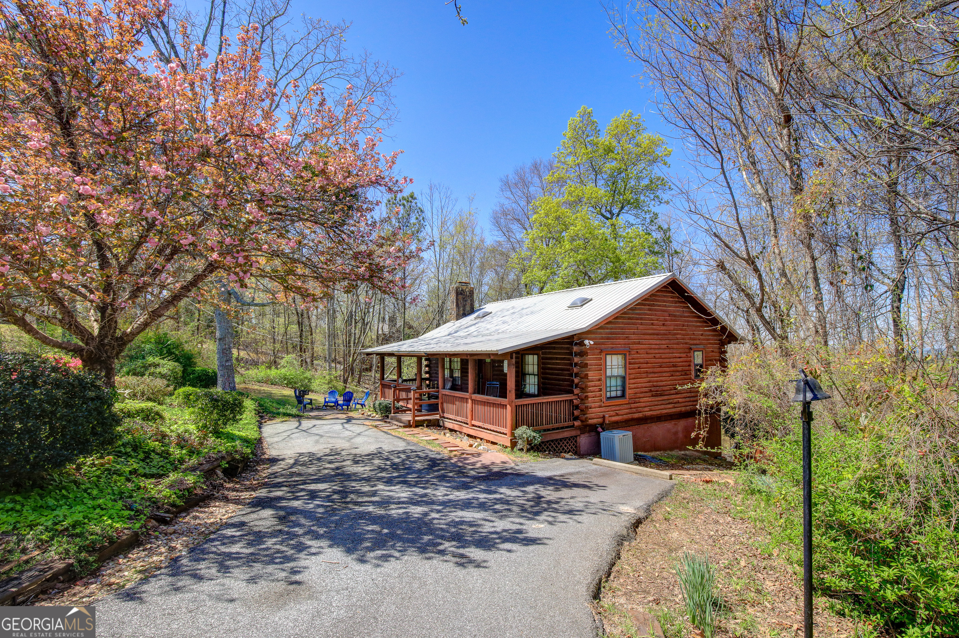 2425 Hines Gap Road Property Photo 1