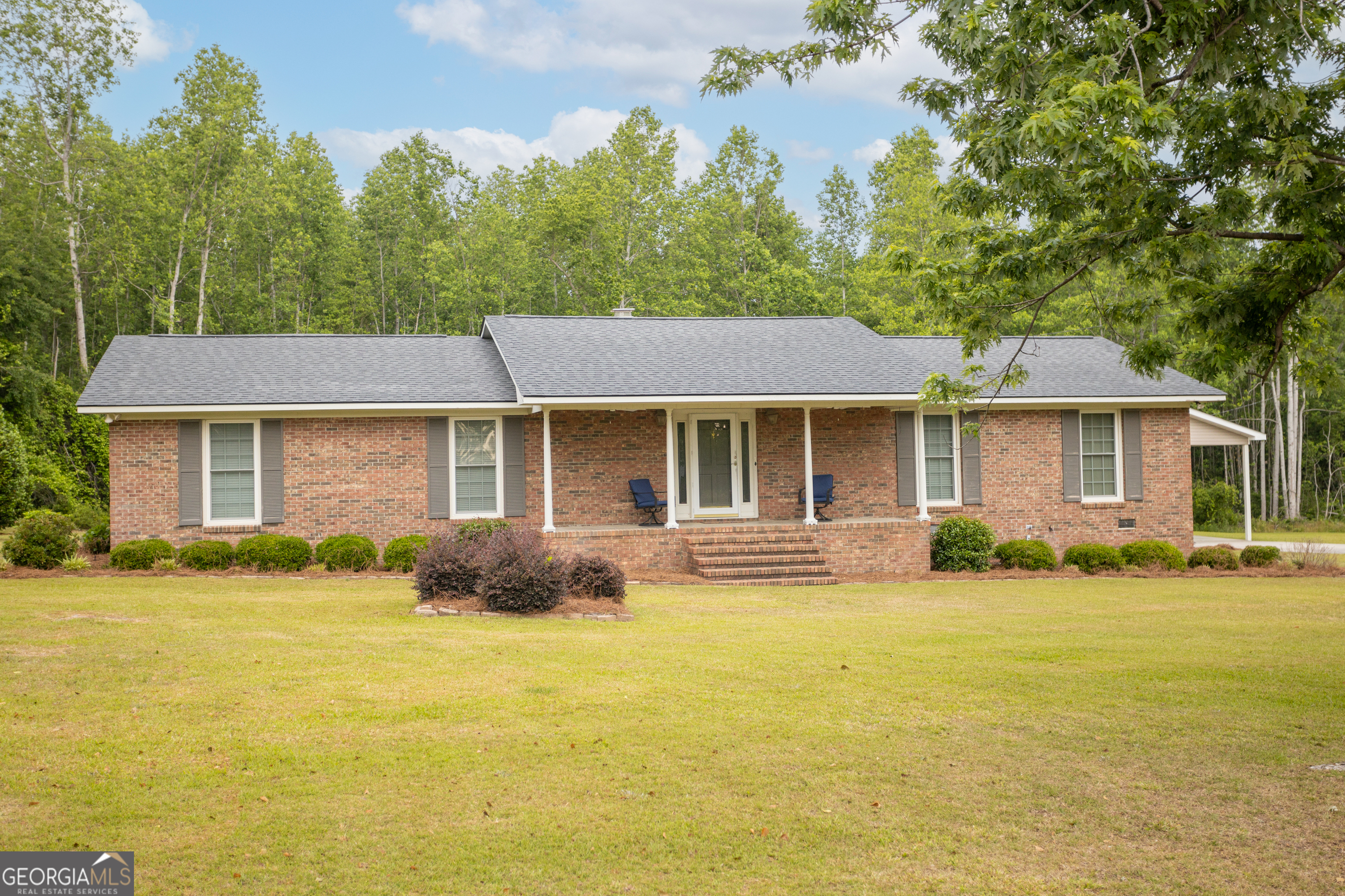 143 Atkinson Drive Property Photo 1