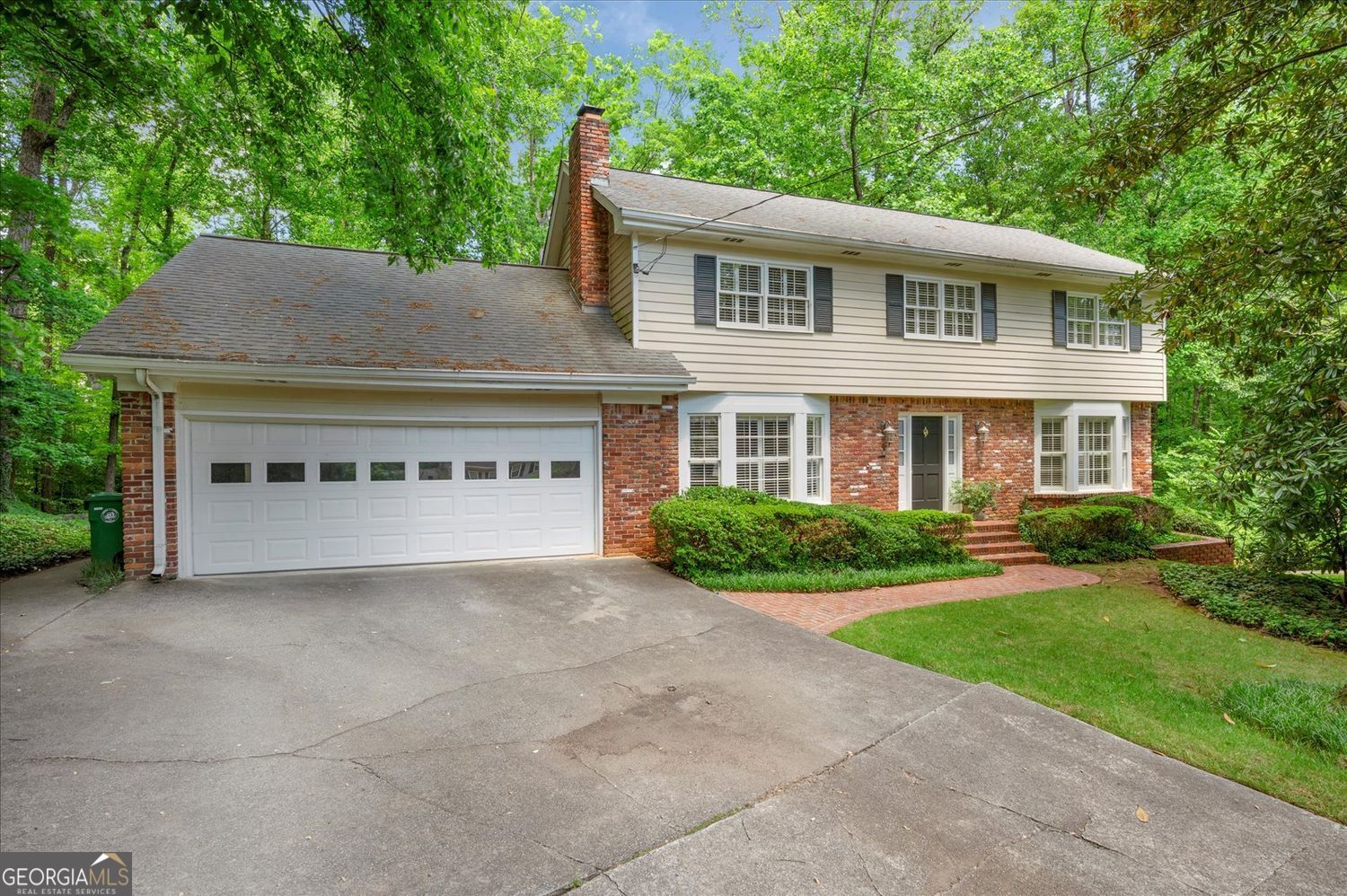 3999 Saint Clair Court Ne Property Photo 1