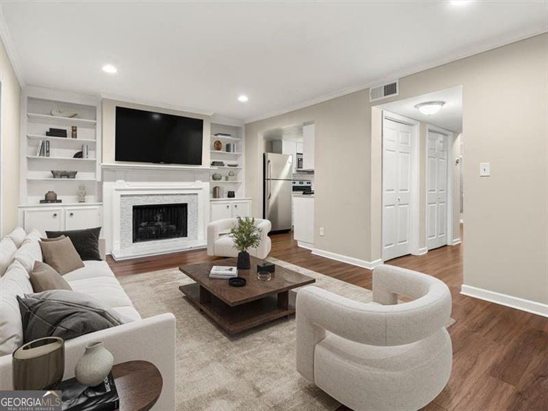 95 Ivy Property Photo 1