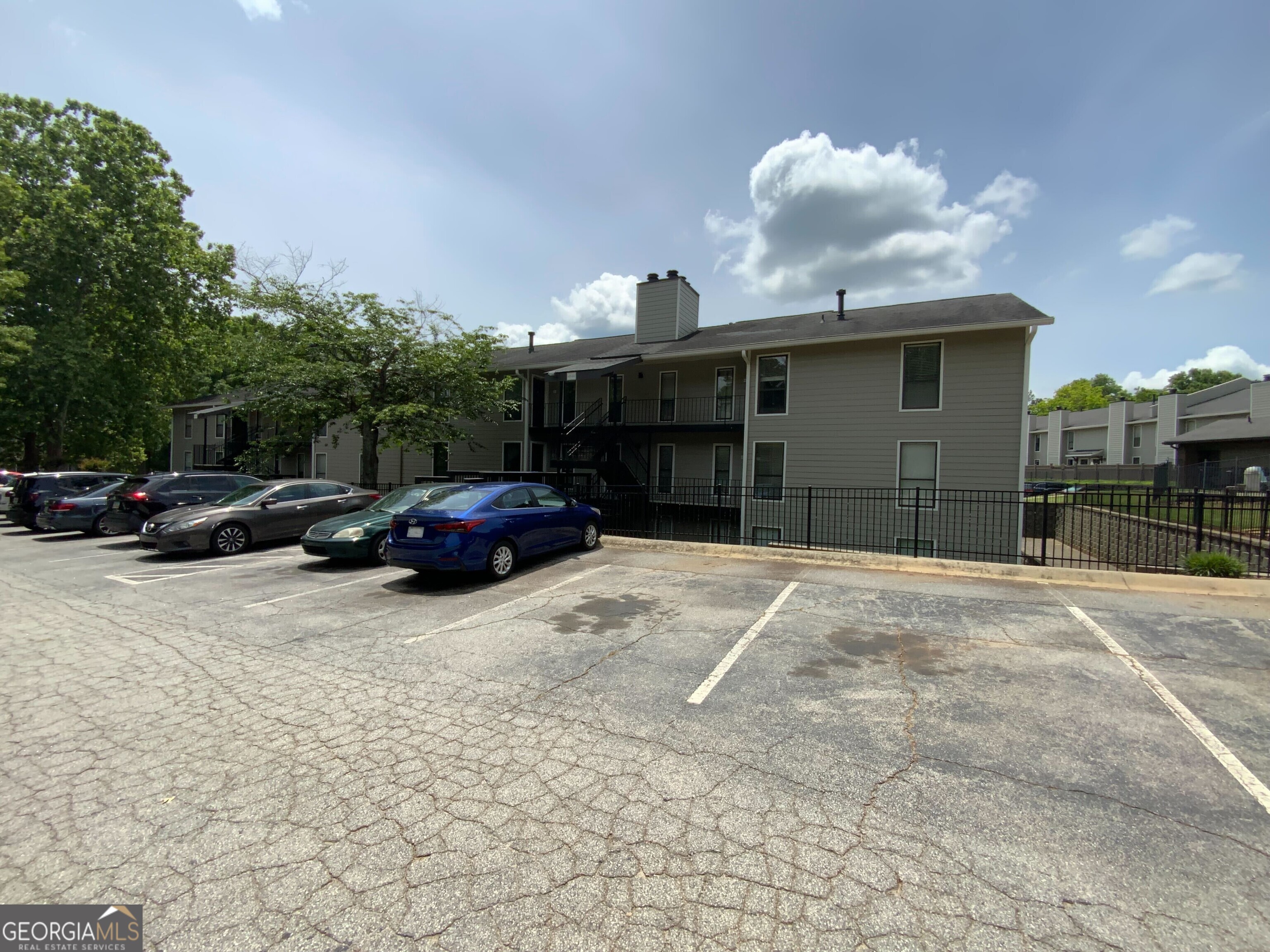 607 Park Ridge Circle Property Photo 1