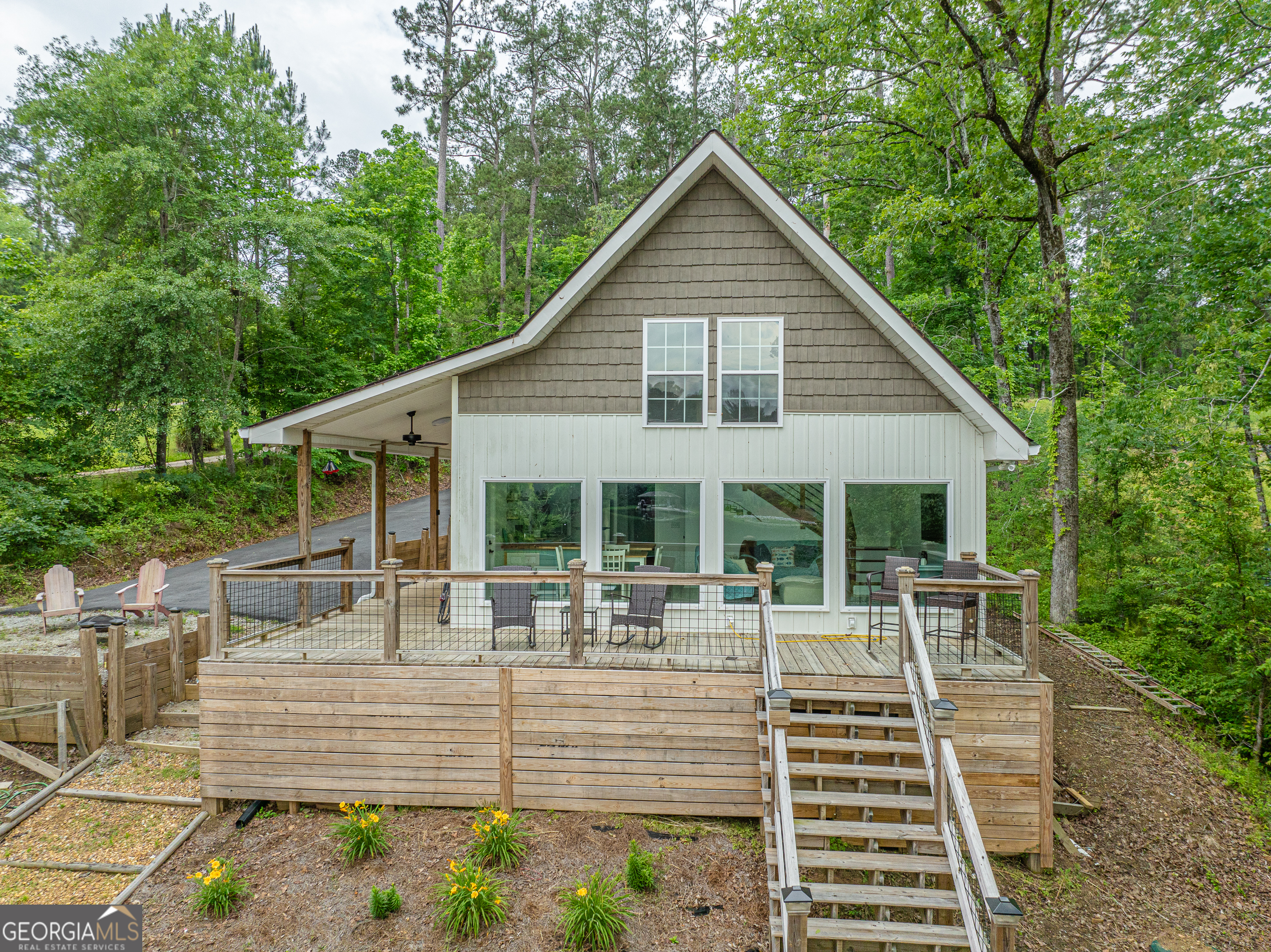 90 Holly Harbor Lane Property Photo 1
