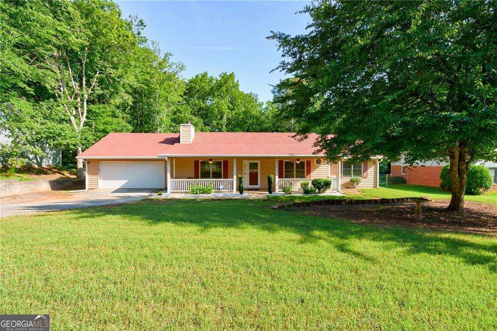 1420 Hillside Place Se Property Photo 1