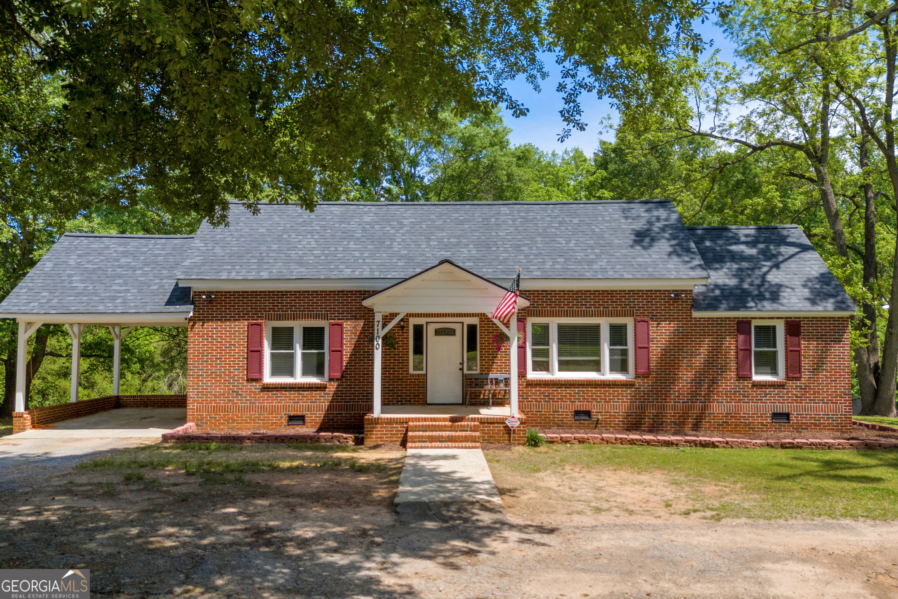 7100 Highway 29 N Property Photo