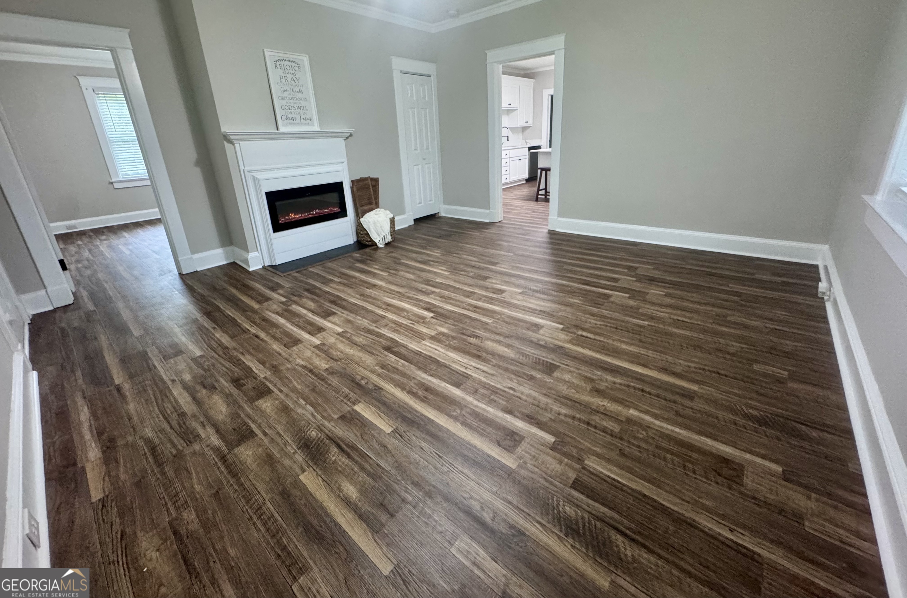 418 B Street Ne Property Photo 6