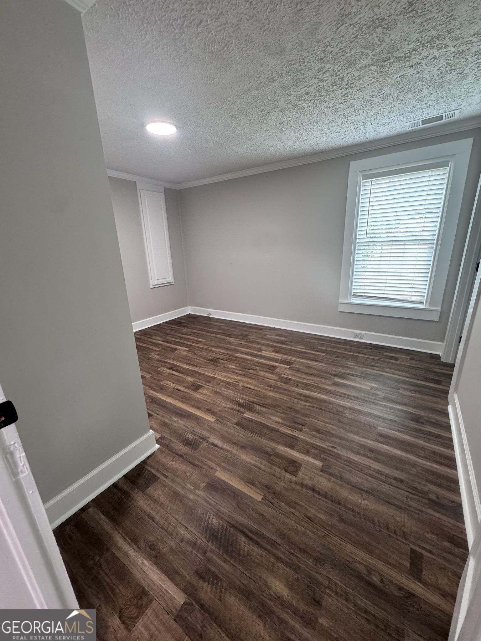 418 B Street Ne Property Photo 15